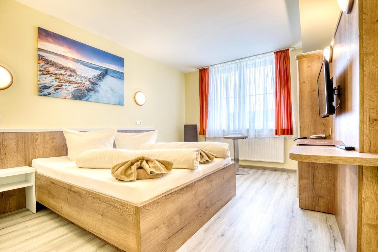 Hotel Kiebitz An Der Ostsee Бергеренде-Ретвіш Екстер'єр фото