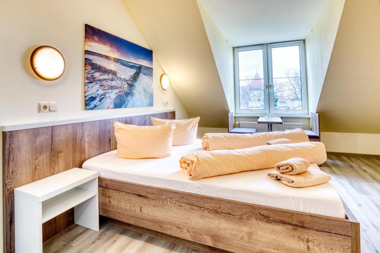 Hotel Kiebitz An Der Ostsee Бергеренде-Ретвіш Екстер'єр фото